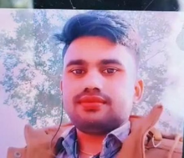 CG News: स्कॉर्पियो और ट्रेलर वाहन में जबरदस्त भिड़ंत, एक शख्स की मौक पर मौत, दो गंभीर रूप से घायल