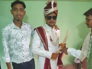 CG News: नशे में लड़खड़ाया दूल्हा, तो दुल्हन ने मंडप में ही तोड़ी शादी, बारात में हुआ बवाल, पुलिस ने दी समझाइश