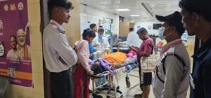 CG News:  शादी से लौट रही पिकअप पलटी, दो महिलाओं की मौत, 37 घायल, परिजनों में मचा कोहराम