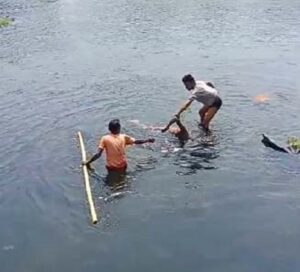  Raigarh News: केलो नदी में मिली अज्ञात व्यक्ति की लाश, इलाके में सनसनी