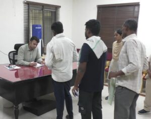  Raigarh News: निर्माण कार्यों में राशि गबन की होगी जांच, अतिक्रमण पर कार्रवाई करने के निर्देश, कलेक्टर मयंक चतुर्वेदी ने कहा- जनदर्शन के प्रकरणों का संवेदनशीलता से निराकरण करें
