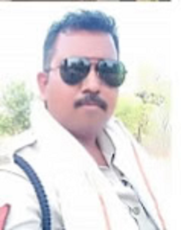CG News: ड्यूटी पर तैनात दो पुलिसकर्मियों को पिकअप ने कुचला, एक की मौत, 1 गंभीर रूप से घायल