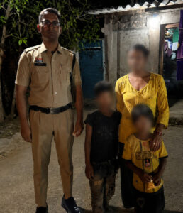 रायगढ़ पुलिस की संवेदनशीलता, चक्रधरनगर पुलिस ने बिछड़े मासूम को परिवार से मिलाया