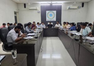 Raigarh: जिला पंचायत में एनआरएलएम व एसबीएम-जी की समीक्षा बैठक आयोजित, स्वच्छ भारत मिशन के तहत लंबित कार्य करें शीघ्र पूर्ण