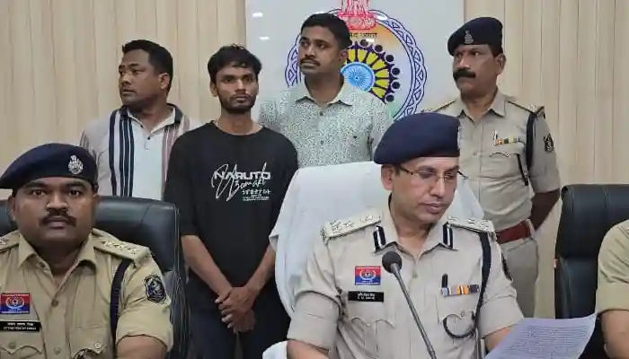 अंधे कत्ल की गुत्थी सुलझी, अधिवक्ता की हत्या का आरोपी प्रेमी गिरफ्तार, पूंजीपथरा पुलिस को बड़ी सफलता*