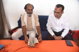 ज्ञान की अनमोल धरोहर अम्बिकापुर में मिलीं सौ साल पुरानी दुर्लभ पांडुलिपियां