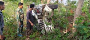 CG News: शादी घर से लौट रही स्कार्पियो चालक को आई झपकी, हादसे में 6 लोग घायल