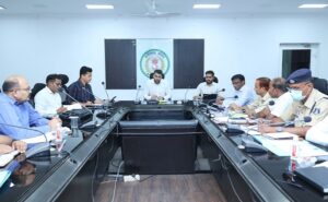 Raigarh News: डीएमएफ से बदलेगी खनन प्रभावित क्षेत्रों की तस्वीर, शिक्षा-स्वास्थ्य-सड़क सहित 1250 से अधिक विकास कार्यों की बनी कार्ययोजना, मूलभूत सुविधाओं पर विशेष फोकस