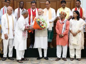 लालकिले पर जनजाति समागम का  इतना बड़ा आयोजन दिल्ली में आज तक नहीं हुआ