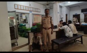 Raigarh News: “ऑपरेशन आघात” के तहत नशीले इंजेक्शन बुट्रम बेचने के मामले में एक और आरोपी गिरफ्तार, नाबालिगों और युवकों को नशे की लत लगाने वाले गिरोह पर रायगढ़ पुलिस की लगातार कार्रवाई