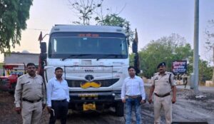 CG: रेत के अवैध परिवहन पर बड़ी कार्रवाई, 6 हाइवा और 3 ट्रैक्टर जब्त