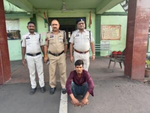  Raigarh News:  प्रेम और शादी का झांसा देकर नाबालिग का किया शोषण, आरोपी गिरफ्तार, पूंजीपथरा पुलिस ने पॉक्सो एक्ट की कार्रवाई कर भेजा जेल