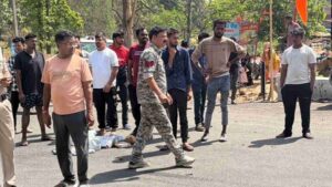 CG News: दर्दनाक सड़क हादसे में डिलीवरी बॉय की मौत, तेज रफ्तार ट्रक ने ली जान, चालक की तलाश जारी