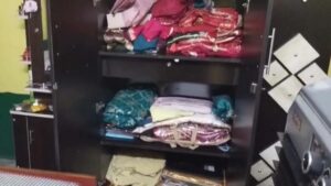 CG: दिनदहाड़े रेलवे कॉलोनी में चोरी; कर्मचारी के घर से लाखों के जेवरात पार, पुलिस जांच में जुटी