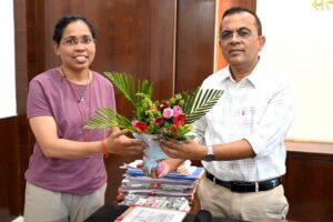 CG: माउंट एवरेस्ट फतह कर अमिता श्रीवास ने बढ़ाया जांजगीर-चांपा और प्रदेश का गौरव