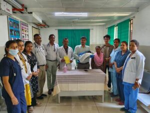 Raigarh News: 50 दिन तक मौत से लड़ता रहा नवजात, मेडिकल कॉलेज रायगढ़ के डॉक्टरों ने बचाई जिंदगी, 33 सप्ताह में जन्मे 1.7 किलो के गंभीर नवजात का निःशुल्क हुआ सफल उपचार