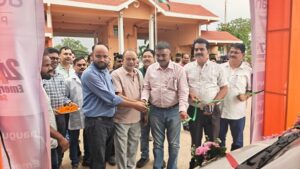  Raigarh: अदाणी पॉवर लिमिटेड रायगढ़ ने शुरू की 24 घंटे एम्बुलेंस सेवा, 28 गाँवों के 23,500 से अधिक ग्रामीणों को मिलेगा लाभ