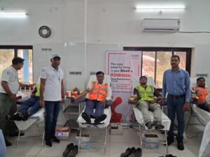  Raigarh News: गौतम अदाणी के जन्मदिवस पर सेवा का महा अभियान, अदाणी पावर लिमिटेड, रायगढ़ में 1148 यूनिट रक्तदान