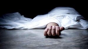 Raigarh News: अनियंत्रित होकर खेत में गिरी तेज रफ्तार पल्सर, एक युवक ने रास्ते में तोड़ा दम, दो साथी घायल, शादी समारोह में जाते समय हुआ हादसा, परिवार में पसरा मातम
