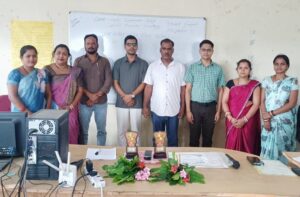 Raigarh: उत्कृष्ट ई-बुक कीपर दीदियों को प्रशस्ति पत्र देकर किया गया सम्मानित, डिजिटल लेखा प्रबंधन से स्व-सहायता समूहों में बढ़ेगी पारदर्शिता और जवाबदेही