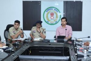 Raigarh: आपसी सौहार्द, शांति एवं अनुशासन के साथ मनेगा मोहर्रम पर्व, शांति समिति की बैठक में सुरक्षा, यातायात एवं मूलभूत व्यवस्थाओं पर बनी कार्ययोजना