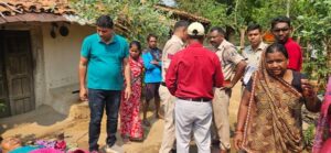 CG: जमीन विवाद में बेटे ने मां की लाठी से की हत्या, पिता को किया घायल, पुलिस ने आरोपी को किया गिरफ्तार