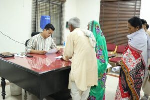 जनदर्शन: मुआवजा, पेंशन, पीएम आवास, राजस्व एवं विकास कार्यों से जुड़े आवेदनों पर प्रशासन ने लिया संज्ञान