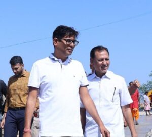 ओ पी चौधरी- संकल्प शक्ति से वक्त का साँचा बदल देने वाला एक असाधारण व्यक्तित्व