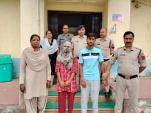 सरगुजा में रिश्तों का कत्ल: प्रेम संबंध में बाधा बन रही 65 वर्षीय चाची को प्रेमी के साथ मिलकर उतारा मौत के घाट, भतीजी समेत दोनों गिरफ्तार