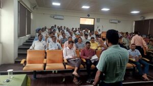 Raigarh News: नए शिक्षा सत्र की तैयारियों को अंतिम रूप देने जुटे प्रधान पाठक, प्रवेश उत्सव और एफएलएन पर बनी रणनीति