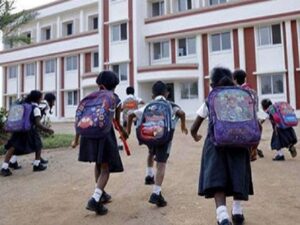 छत्तीसगढ़ के स्कूलों में अब गूंजेंगे राष्ट्रगान, राज्यगीत और भोजन मंत्र; शिक्षा विभाग ने जारी किए कड़े निर्देश
