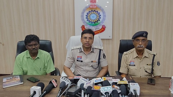 Raigarh: “बंदी संजय बघेल की मृत्यु प्रकरण : उपलब्ध साक्ष्यों एवं सीसीटीवी फुटेज के आधार पर पुलिस का पक्ष”