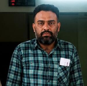    CG News: कॉलेज ग्राउंड के पास घेराबंदी कर हेरोइन (चिट्टा) बेचता हुआ तस्कर गिरफ्तार, आरोपी गिरफ्तार, 2.30 लाख रूपये की संपत्ति जप्त