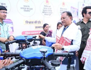मुख्यमंत्री विष्णुदेव साय की पहल से जशपुर की महिलाएं बनेंगी ‘ड्रोन दीदी’, रायपुर में ले रहीं आधुनिक ड्रोन संचालन का प्रशिक्षण, किसानों तक पहुंचाएंगी तकनीक आधारित कृषि सेवाएं