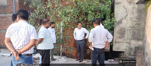 Raigarh News: संजय मार्केट में निगम का सख्त एक्शन, सड़क बाधित करने वाले 20 दुकानदारों पर कार्रवाई, 22,500 रुपये का जुर्माना वसूला