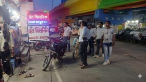 Raigarh News: नालों में कचरा फेंकने वालों पर निगम की सख्त कार्रवाई, तीन प्रतिष्ठानों पर 30 हजार रुपये का जुर्माना, गंदगी फैलाने वालों को चेतावनी