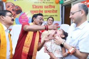 Raigarh: महापौर एवं सभापति ने बच्चों को पिलाई पोलियो की दो बूंद, अभियान का हुआ शुभारंभ