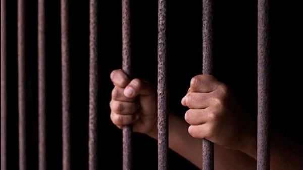CG News: जेल में नक्सल कैदी बाथरूम में फिसला, उपचार के दौरान अस्पताल में मौत