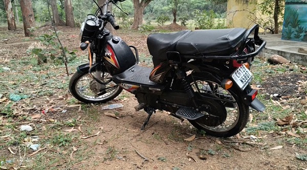 CG News: परीक्षा देने जा रही छात्रा की ट्रक की चपेट में आने से मौत, पिता घायल, परिजनों में मचा कोहराम