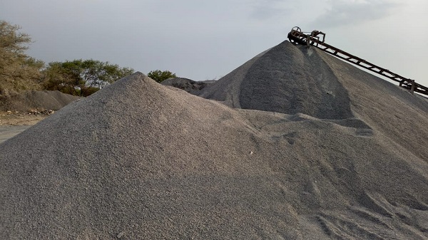 मुख्यमंत्री विष्णु देव साय के निर्देश लगातार कार्रवाई से अवैध खनन गतिविधियों पर लग रहा है प्रभावी अंकुश, 6 क्रशर सीलबंद, सारंगढ़-बिलाईगढ़ में अवैध रेत उत्खनन में प्रयुक्त चौन माउंटेन जब्त