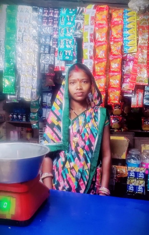 Raigarh: बिहान से जुड़कर ग्रामीण महिलाएं आत्मनिर्भरता की ओर अग्रसर, रुपडेगा की सुदामा रावत बनीं लखपति दीदी
