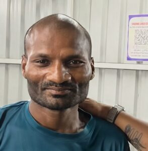 Raigarh: सुशासन की संवेदनशील पहल से 100 दिन बाद रामदास महंत की हुई घर वापसी, राजस्थान से सकुशल लौट रहे पुसौर के रामदास