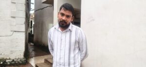 Raigarh: “ऑपरेशन क्लीन हंट” में पुराना शनि मंदिर के पास फल विक्रेता पर चाकू से हमला करने वाला आरोपी गिरफ्तार