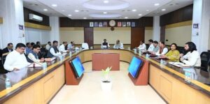 साय कैबिनेट के 11 बड़े फैसले, बिजली, बस्तर फाइटर्स, निजी युनिवर्सिटी, निवेश प्रोत्साहन समेत इन महत्वूपर्ण फैसलों पर लगी मुहर, पढ़ें…