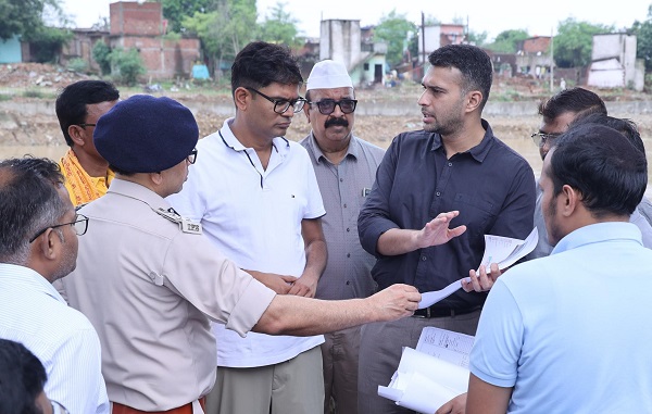 Raigarh: सुशासन सरकार में तेजी से बढ़ रहे विकास कार्य, वित्त मंत्री ओपी चौधरी ने निर्माण कार्यों का निरीक्षण कर परखी गुणवत्ता
