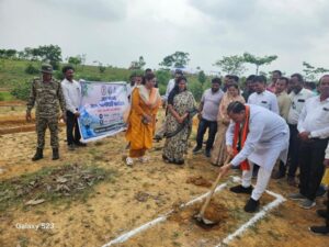 मुख्यमंत्री विष्णु देव साय के नेतृत्व में प्रदेशभर में जल संरक्षण बना जनआंदोलन, वीबी जी राम जी योजना के अंतर्गत प्रत्येक जिले में तेज़ी से हो रहे रोजगार, जल संरक्षण एवं हरित विकास के कार्य