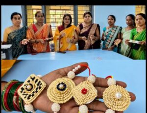 रक्षाबंधन पर विष्णु भोग चावल की राखियां बनेंगी छत्तीसगढ़ की नई पहचान, बिहान से जुड़ी महिलाओं के अभिनव पहल से स्थानीय उत्पादों को मिलेगा नया बाजार, आत्मनिर्भरता और ग्रामीण अर्थव्यवस्था को मिलेगा बल