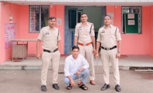 Raigarh News: “ऑपरेशन क्लीन हंट” में तमनार पुलिस की बड़ी सफलता, CHP चौक हिंसा के मुख्य आरोपी राजेश मरकाम गिरफ्तार