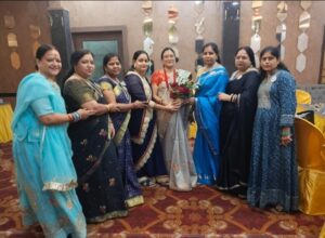Raigarh: वी क्लब प्रेरणा ने किया भव्य शपथग्रहण समारोह का आयोजन, एरिया ऑफिसर पूनम द्विवेदी को लगातार दूसरी बार मिली जिम्मेदारी