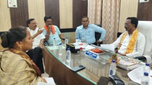Raigarh News: एमआईसी की बैठक में विकास एवं जनसुविधा से जुड़े प्रस्तावों को मिली स्वीकृति